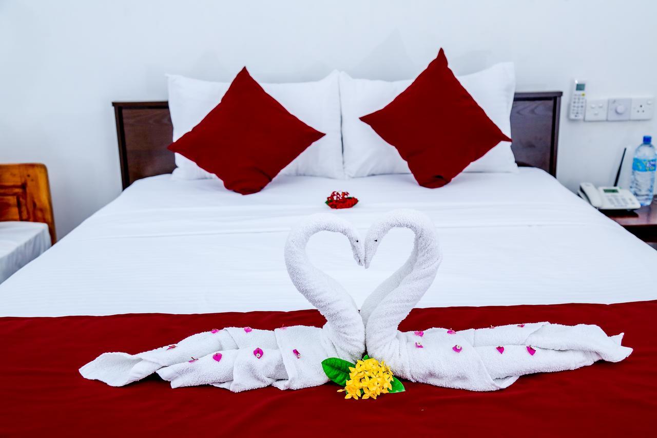 Crescent Sea Resort Nilaveli Zewnętrze zdjęcie