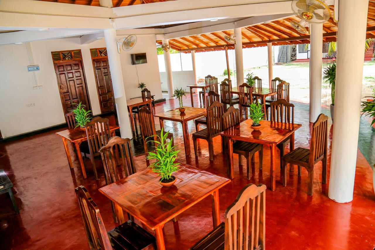 Crescent Sea Resort Nilaveli Zewnętrze zdjęcie