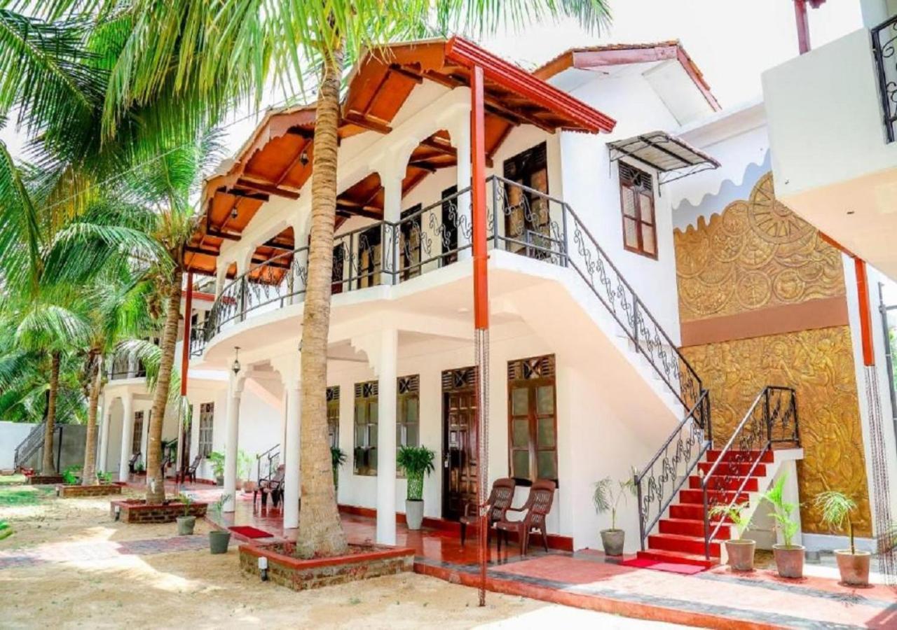 Crescent Sea Resort Nilaveli Zewnętrze zdjęcie
